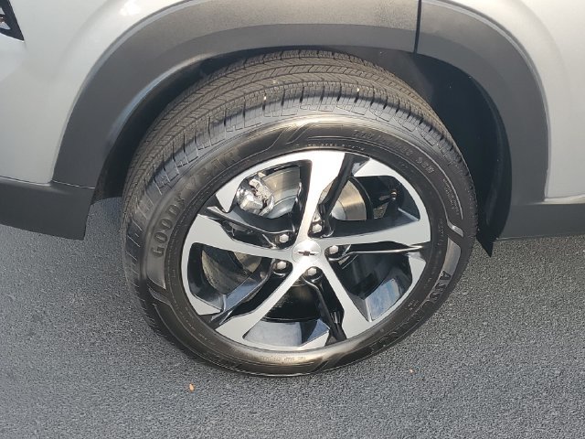 Certified 2026 Chevrolet Trax RS FWD image 5