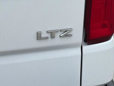 Used 2022 Chevrolet Silverado 1500 LTZ w/ LTZ Premium Package AWD/4WD image 48