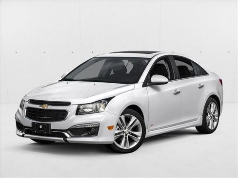 Used 2016 Chevrolet Cruze LT w/ Technology Package FWD image 1
