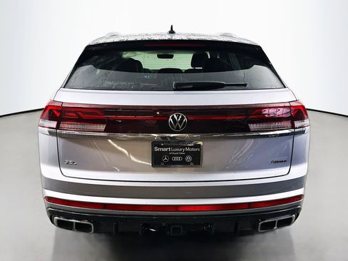 New 2026 Volkswagen Atlas Cross Sport SEL Premium R-Line image 6