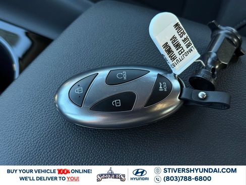 New 2026 Hyundai Elantra Hybrid w/ Cargo Package FWD image 32
