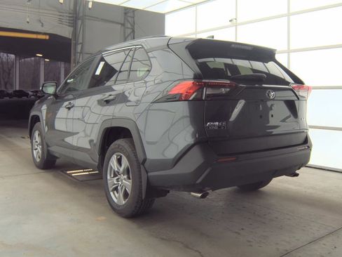 Used 2024 Toyota RAV4 XLE FWD image 8