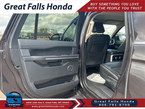 Used 2024 Ford Expedition Max XLT AWD/4WD image 18