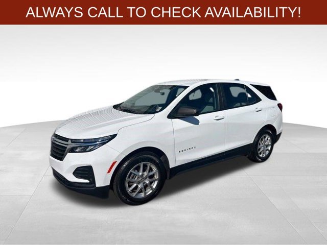 Used 2022 Chevrolet Equinox LS w/ LPO, Floor Liner Package FWD image 3