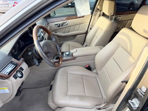 Used 2012 Mercedes-Benz E 350 BlueTEC Sedan image 11
