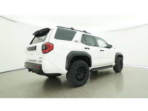 New 2025 Toyota 4Runner 4WD image 25