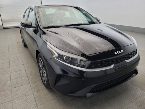 Used 2023 Kia Forte LXS FWD image 14