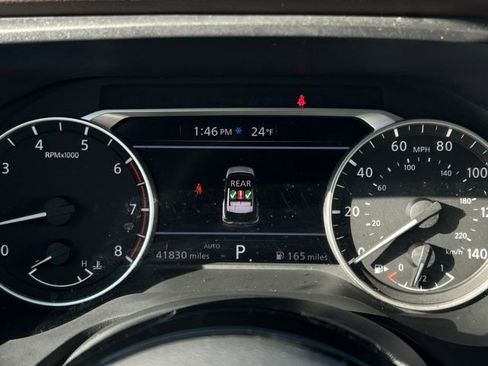 Used 2023 Nissan Rogue SV image 27