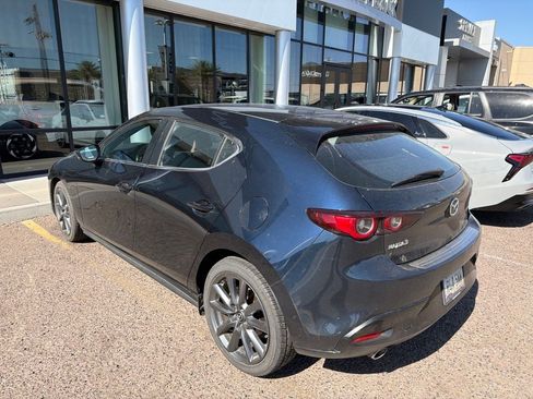 Used 2022 MAZDA MAZDA3 s FWD image 12