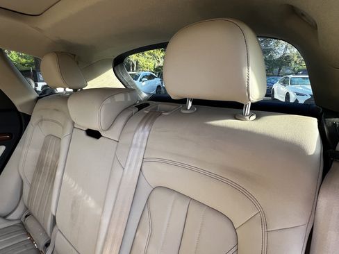 Used 2021 Audi Q5 Premium w/ Convenience Package image 30