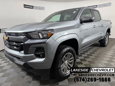 Used 2024 Chevrolet Colorado LT w/ LT Convenience Package RWD image 1