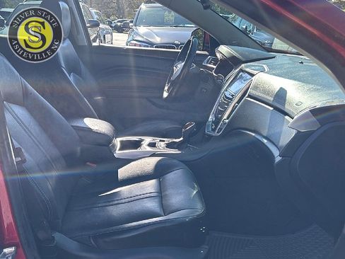 Used 2015 Cadillac SRX Luxury image 15