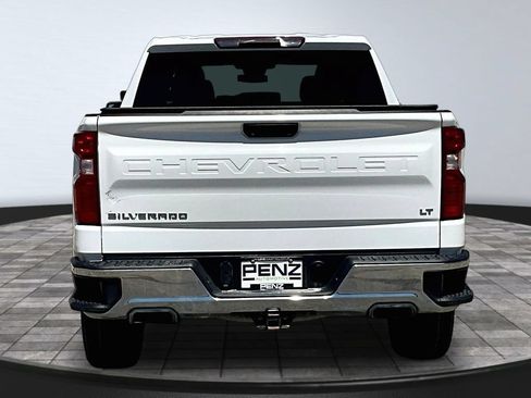 Used 2022 Chevrolet Silverado 1500 LT AWD/4WD image 6