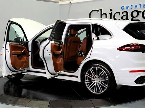 Used 2017 Porsche Cayenne GTS image 11