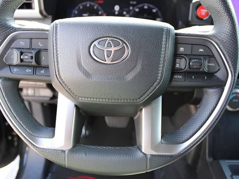 Used 2024 Toyota Tacoma TRD Off-Road AWD/4WD image 13