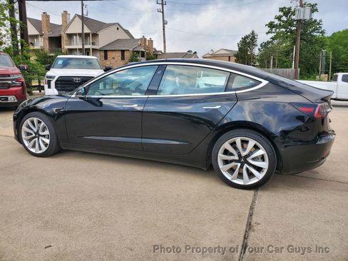 Used 2018 Tesla Model 3 image 11