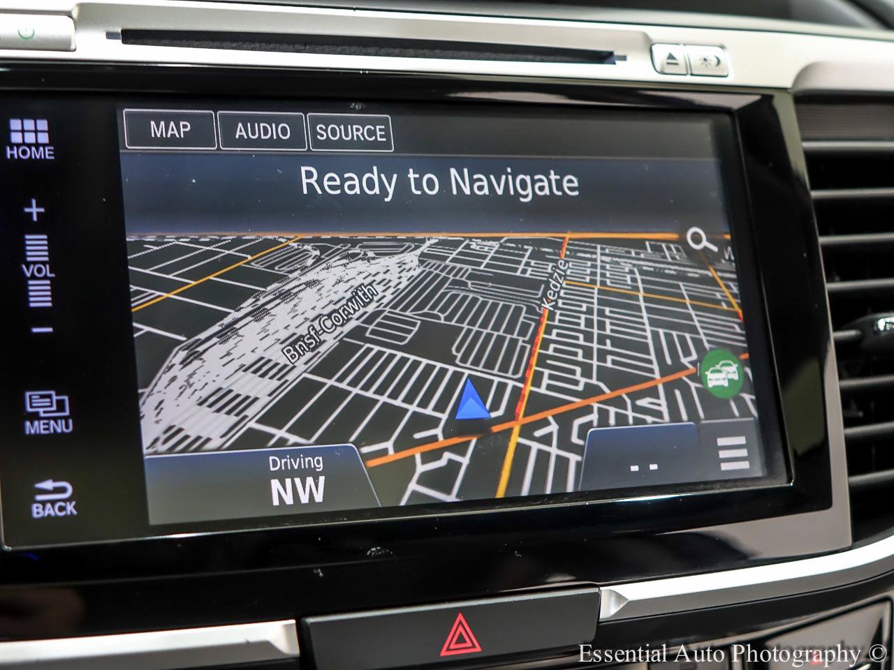 Used 2017 Honda Accord Touring image 22
