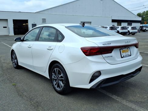 Used 2024 Kia Forte LXS FWD image 4