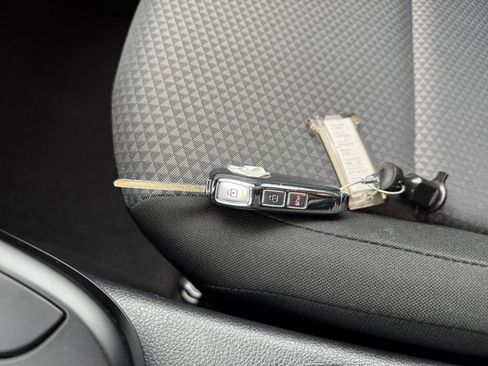 Used 2025 Kia Soul LX w/ LX Technology Package image 20