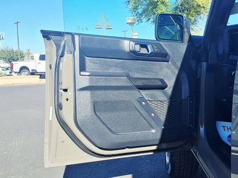 Used 2025 Ford Bronco Big Bend image 20