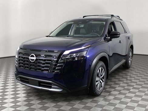 New 2026 Nissan Pathfinder SL FWD image 1