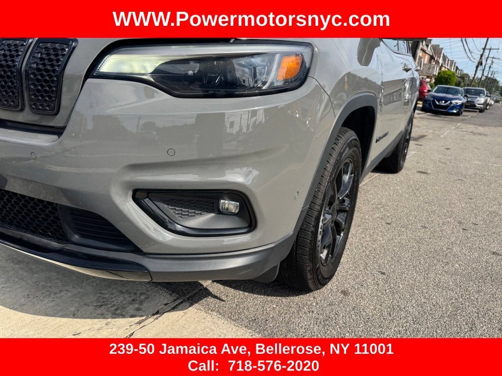 Used 2023 Jeep Cherokee Altitude Lux AWD/4WD image 11