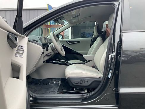 Used 2023 Kia Niro Wind FWD image 7