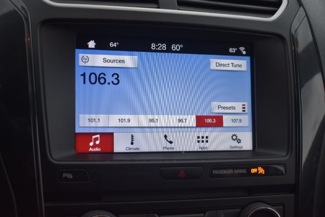 Used 2017 Ford Explorer XLT w/ Equipment Group 202A AWD/4WD image 30