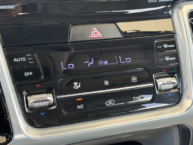 Used 2023 Kia Sorento SX AWD/4WD image 21
