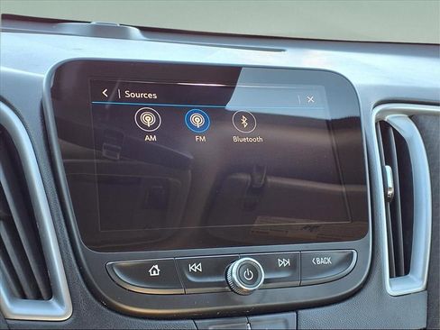 Used 2022 Chevrolet Malibu RS image 25