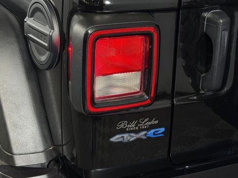 Used 2025 Jeep Wrangler Unlimited Sport S 4xe AWD/4WD image 16