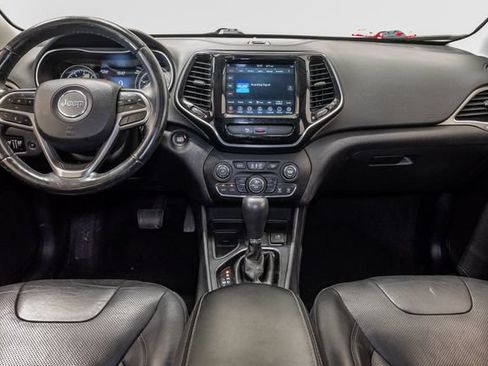 Used 2019 Jeep Cherokee Limited FWD image 29
