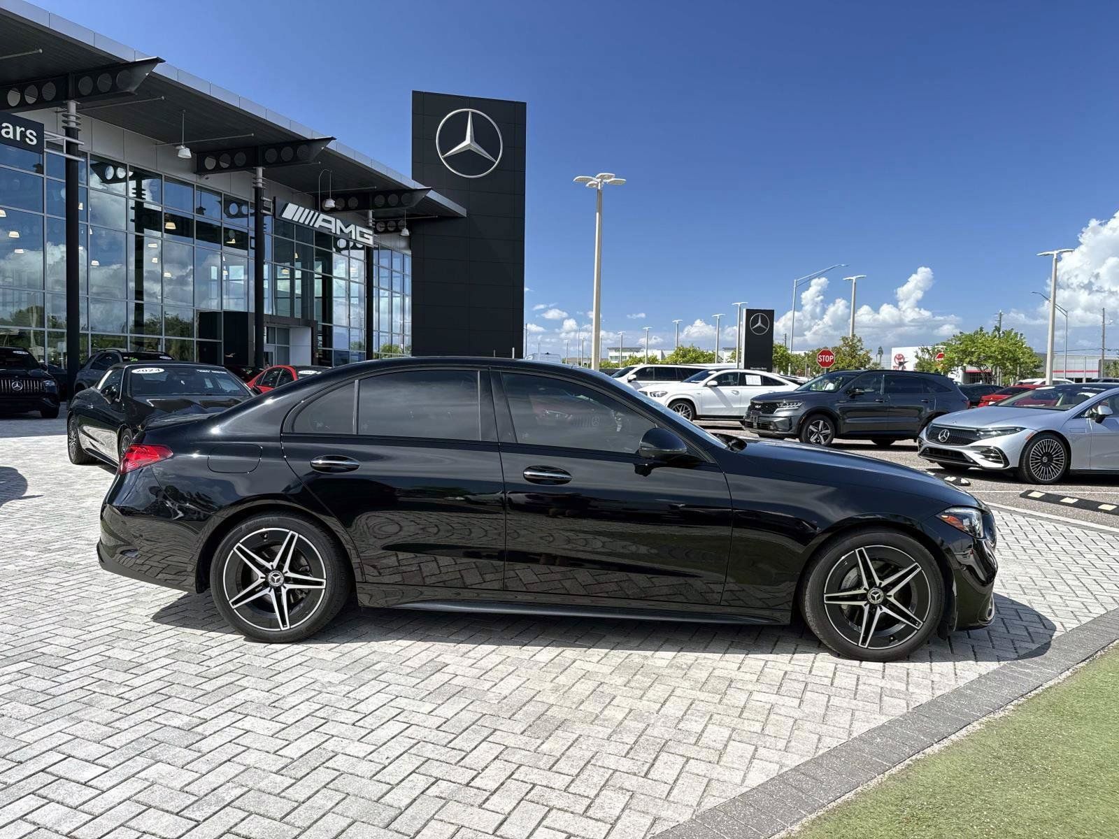 Used 2024 Mercedes-Benz C 300 4MATIC Sedan image 6