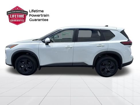 New 2026 Nissan Rogue SV FWD image 8