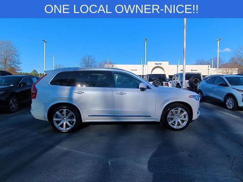 Used 2019 Volvo XC90 T6 Inscription w/ Luxury Package image 6