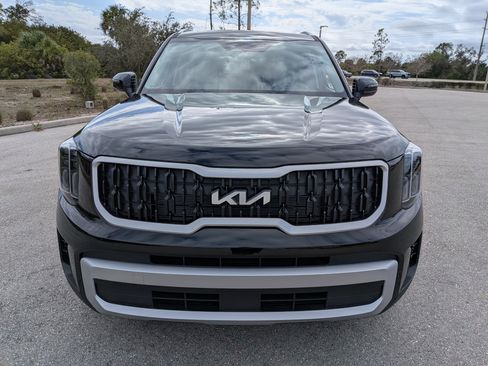 New 2025 Kia Telluride EX image 3