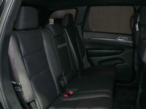Used 2018 Jeep Grand Cherokee Laredo RWD image 22