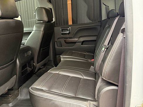 Used 2017 GMC Sierra 3500 Denali w/ Duramax Plus Package image 9
