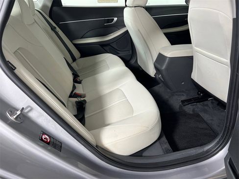 Used 2023 Hyundai Sonata SE image 15
