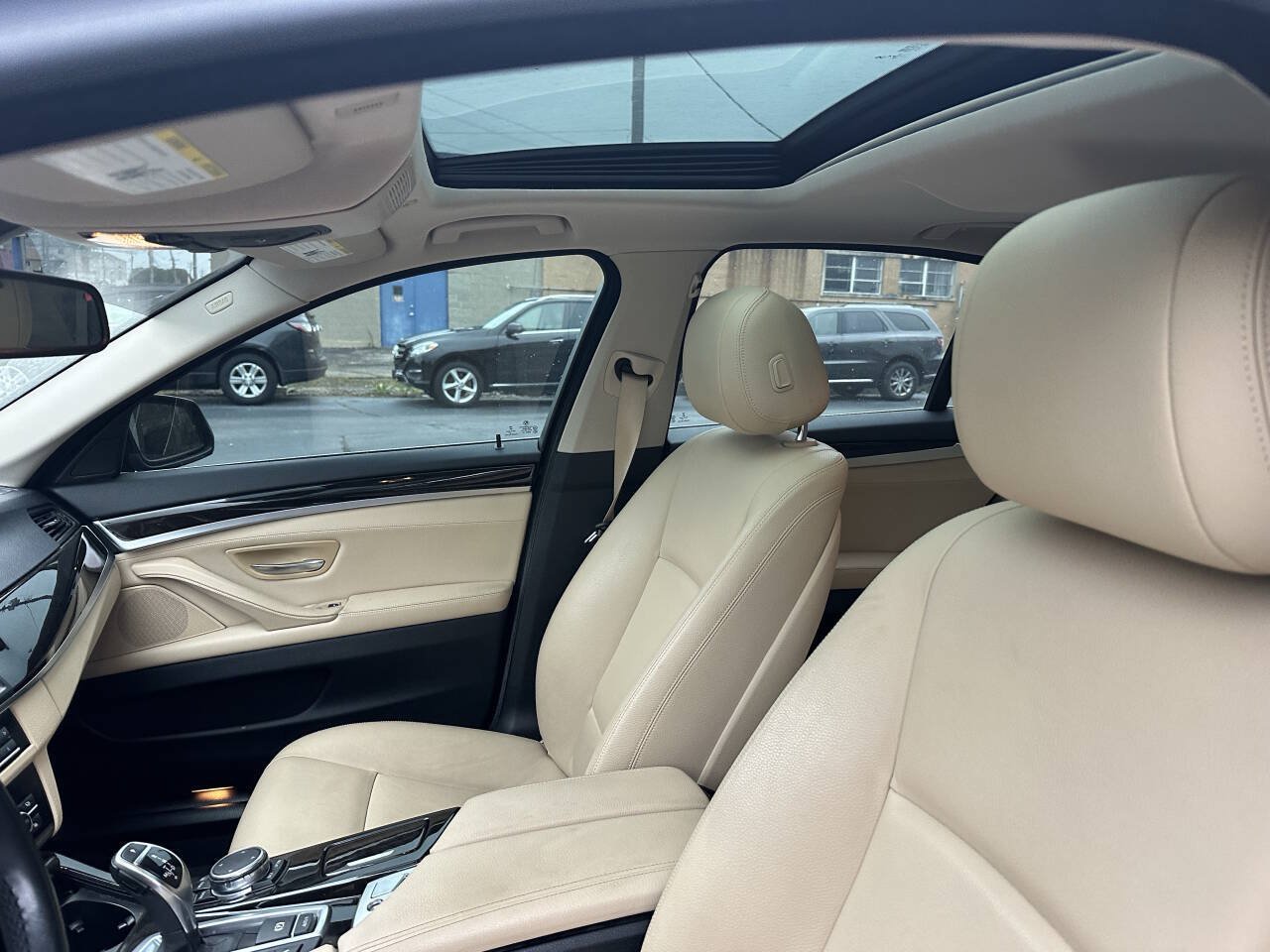 Used 2016 BMW 535i xDrive Sedan w/ Premium Package AWD/4WD image 22