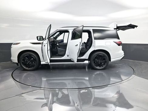 New 2026 INFINITI QX80 4WD image 69