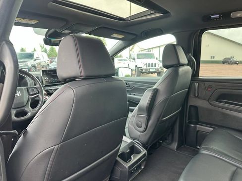 Used 2025 Honda Odyssey Sport-L image 22