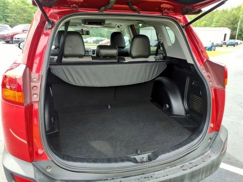 Used 2014 Toyota RAV4 XLE AWD/4WD image 5