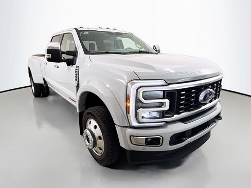 Used 2026 Ford F450 Platinum w/ Platinum Plus Package AWD/4WD image 1