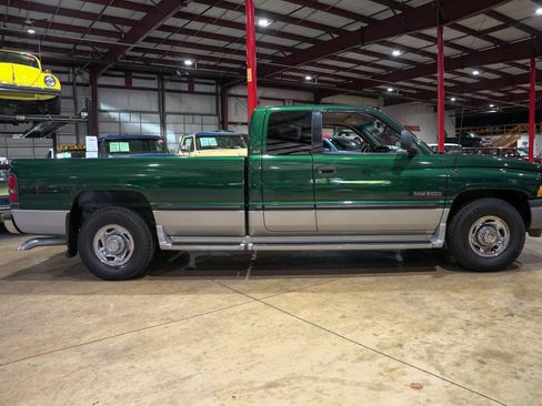 Used 1998 Dodge Ram 2500 Truck 2WD Quad Cab image 10