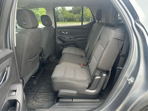 Used 2018 Chevrolet Traverse LS w/ LPO, Floor Liner Package AWD/4WD image 20