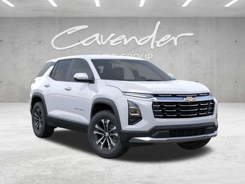 New 2027 Chevrolet Equinox LT w/ Convenience Package II FWD image 7