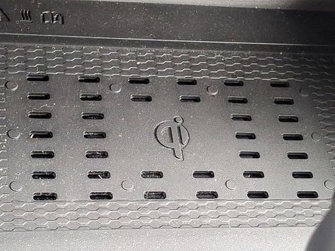 Certified 2026 Hyundai Venue SEL FWD image 25