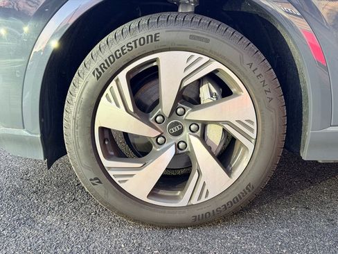 Used 2025 Audi Q6 e-tron Premium Plus w/ Premium Plus image 28