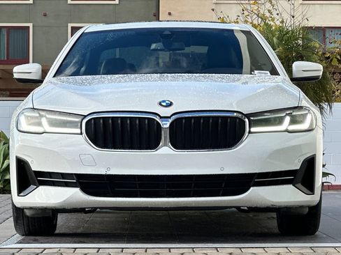 Used 2022 BMW 530i w/ Convenience Package image 8